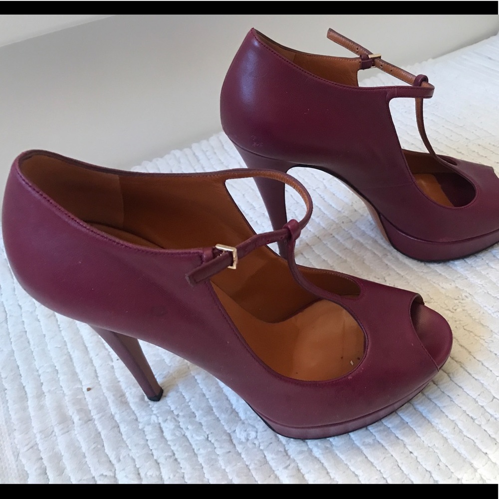 Gucci Heels - Picture 3 of 8